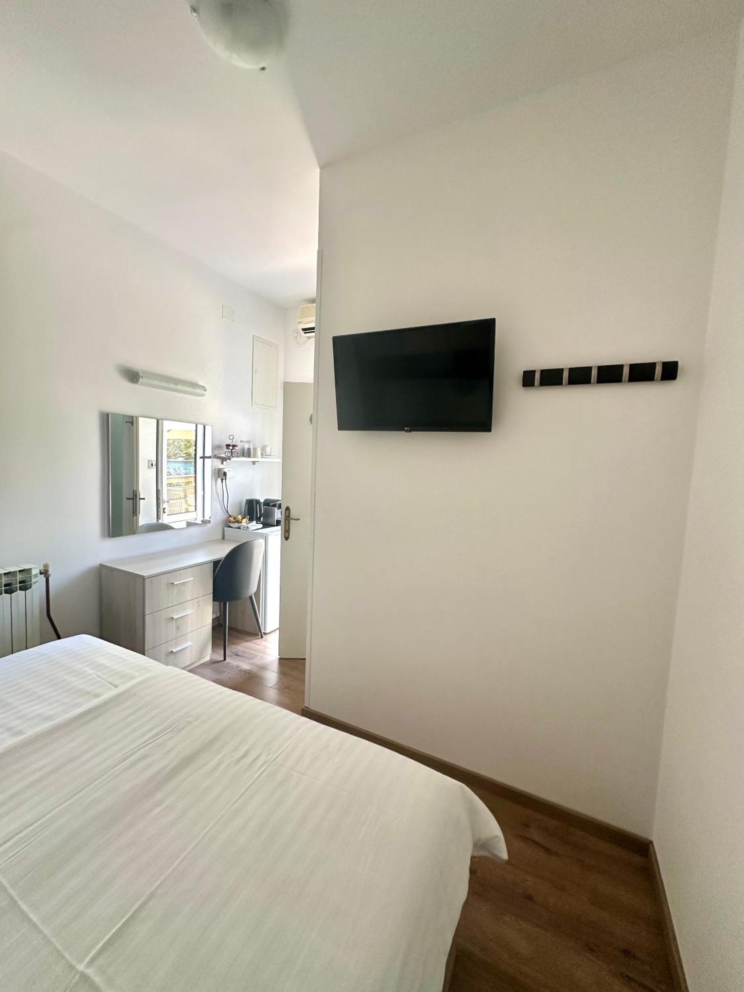 Sea View Room Macolic Palit Exterior foto