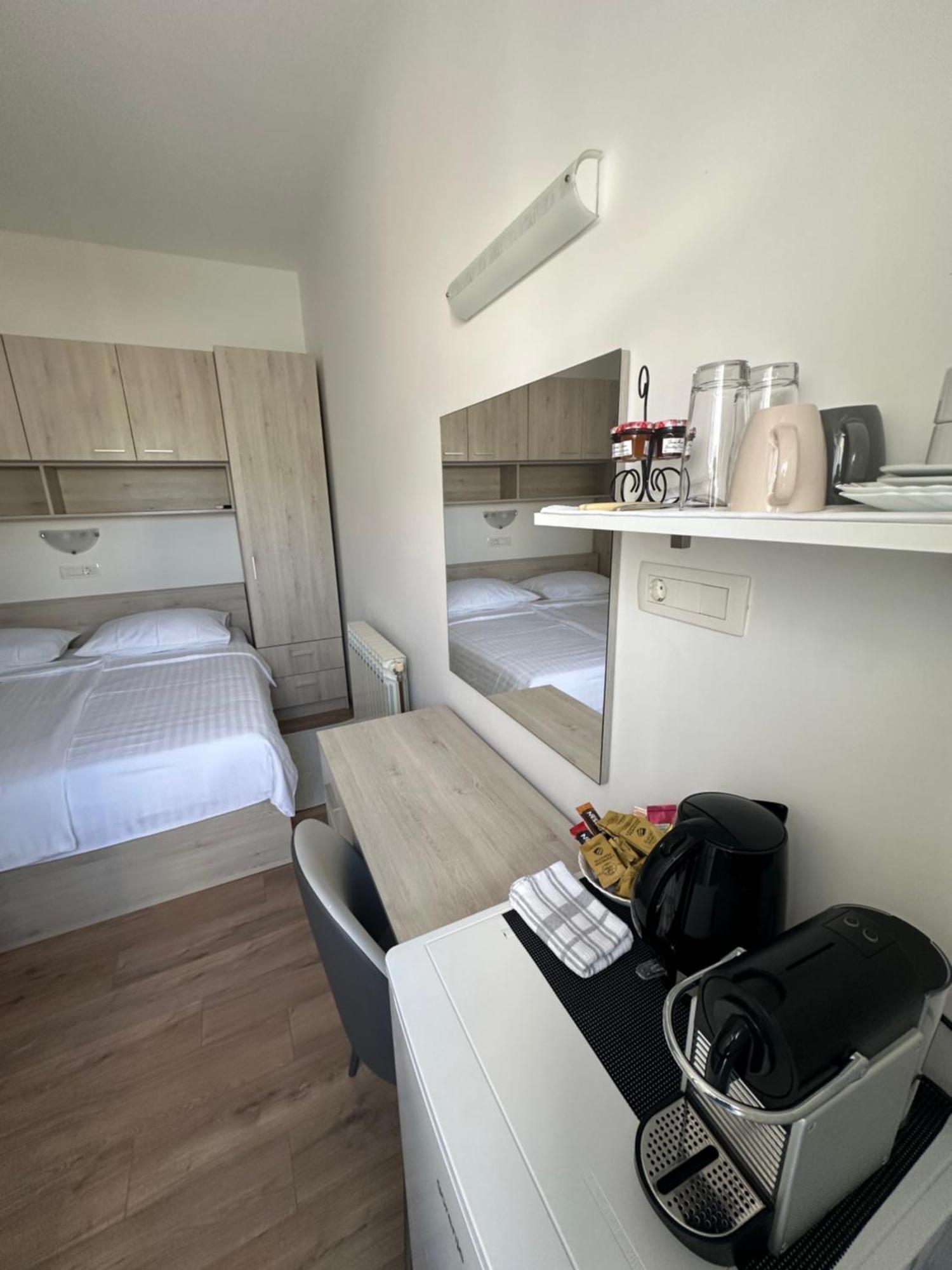 Sea View Room Macolic Palit Exterior foto